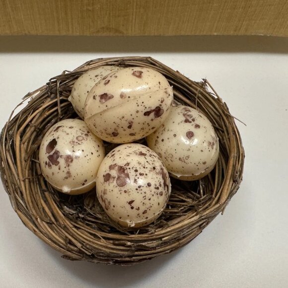 Vintage Painted Wooden Decorative Mini Cabinet w/Birds-Nest & Eggs - Picture 14 of 16